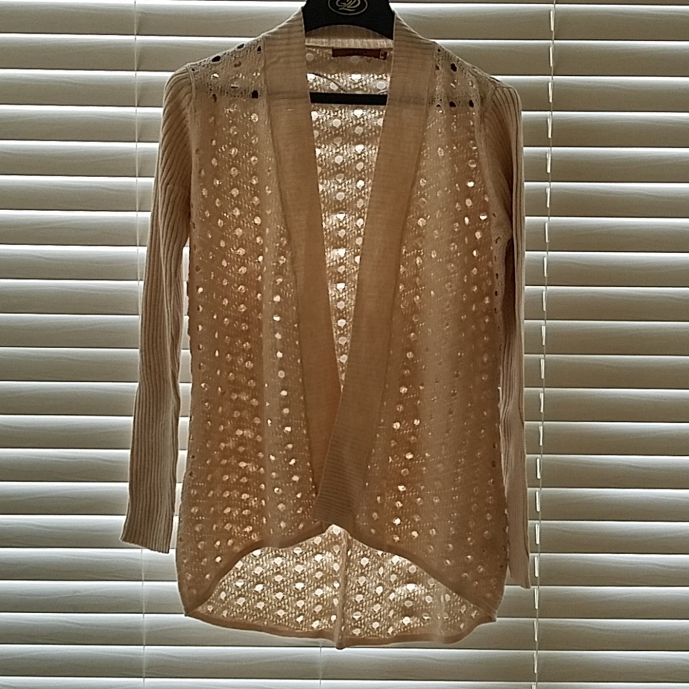 Cardigan sweater